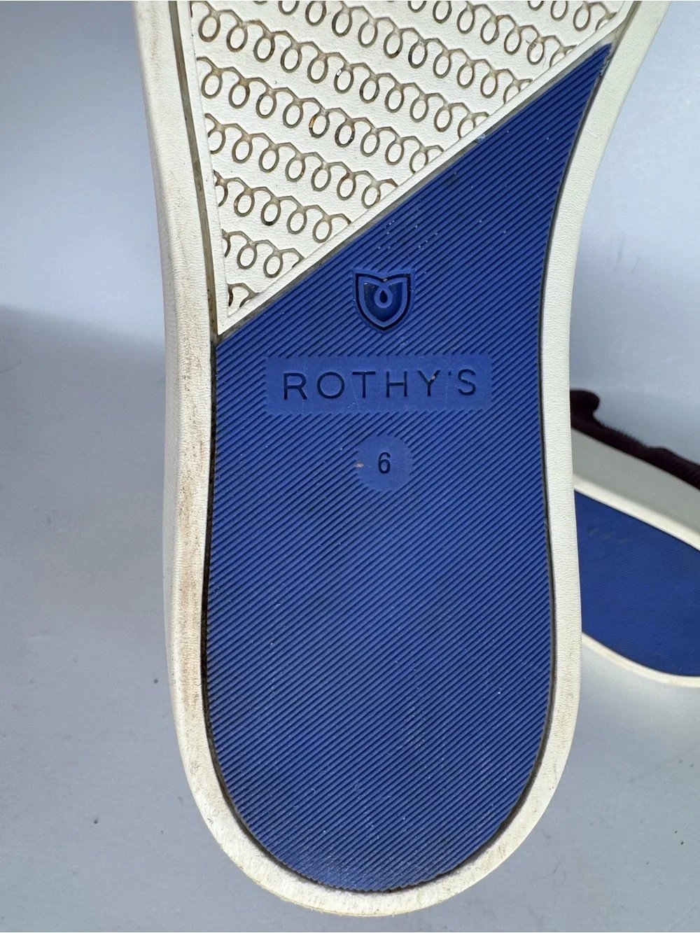 Rothys has some